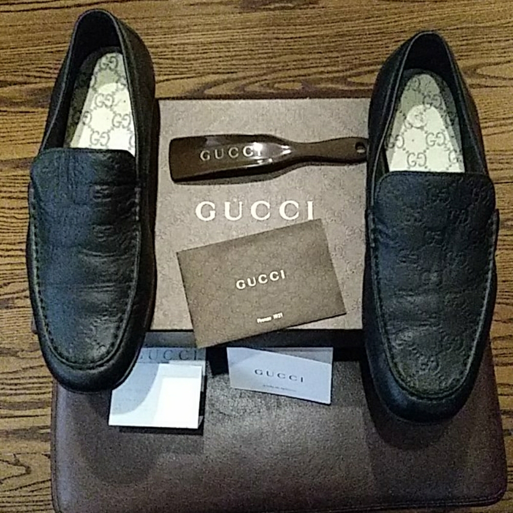 Gucci shoe
